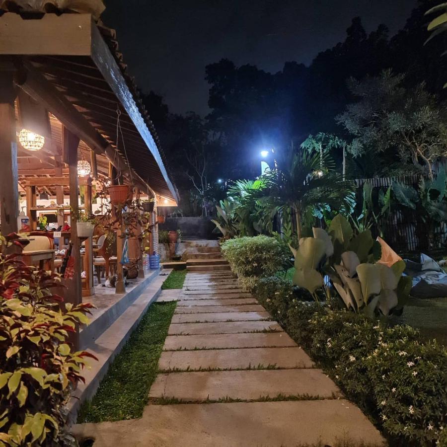 Villa Kayu יוגיאקרטה מראה חיצוני תמונה