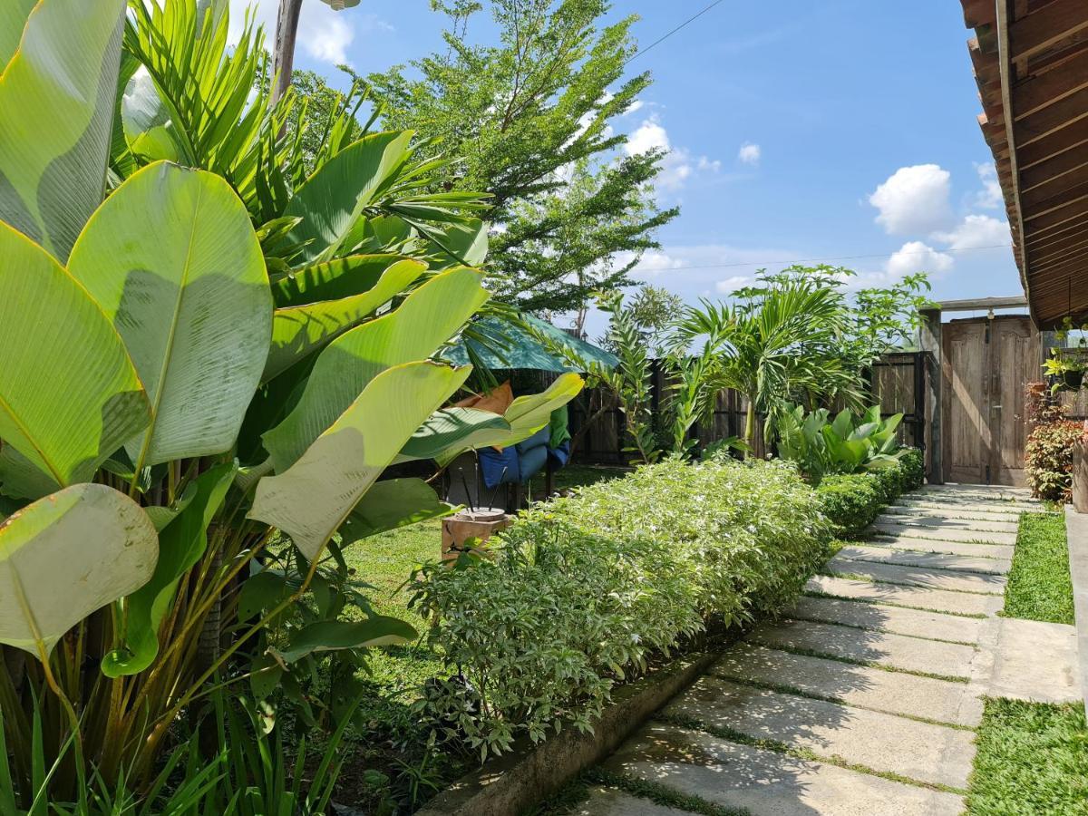 Villa Kayu יוגיאקרטה מראה חיצוני תמונה